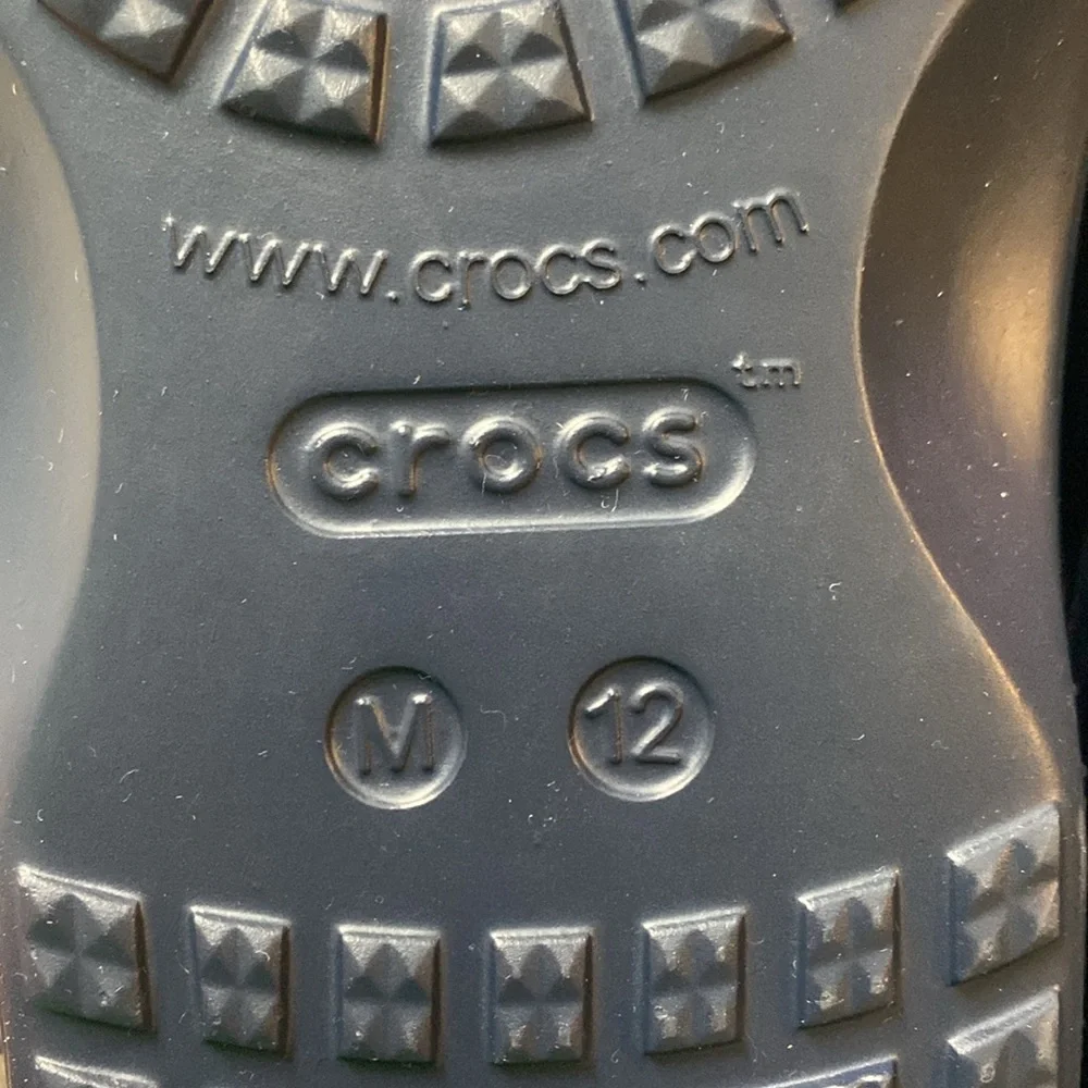 New‎ CROCS classic navy Baya ll flips flip flop slip ons